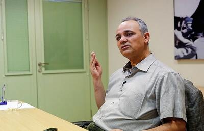 زیدآبادی: پزشکیان بودجه صداوسیما را میدهد، اما این رسانه علیه دولتش عمل میکند