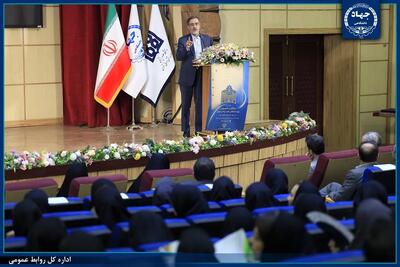  جهاددانشگاهی باید خانه امید دانشجویان باشد/ حمایت از ایده‌های علمی جوانان در مسیر رشد و شکوفایی