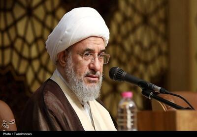  آیت‌الله اراکی: نیروهای نظامی آمریکا به حکم خدا واجب القتل هستند - تسنیم