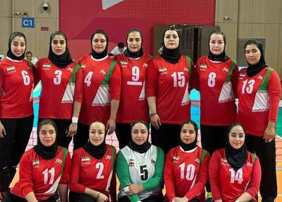  توقف زنان والیبال نشسته قبل از نیمه نهایی