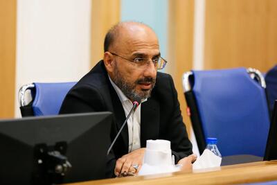 مدیر کل دفتر هماهنگی سرمایهگذاری و اشتغال استانداری اصفهان: صندوقهای تأمین مالی باید وابستگی خود به بودجه دولتی را کاهش دهند