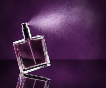 راهنمای کامل نت های گرم در عطر / انواع نت های گرم و معرفی بهترین برندها