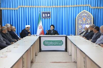  امام جمعه بیرجند: صیانت از نظام اسلامی بدون هوشیاری در انتخاب نیروی انسانی ممکن نیست