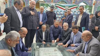  وزیر آموزش‌وپرورش به مقام شامخ شهدا در غرب مازندران ادای احترام کرد