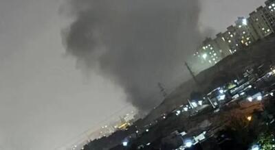  حمله آمریکا به حوالی قشم ، بوشهر، اهواز و چند شهر جنوبی دیگر/ حمله به یک دکل مخابراتی در تپه الله‌اکبر؛ برق بخشی از بندرعباس قطع شد/ فرودگاه ایرانشهر نیز هدف بمباران قرار گرفت