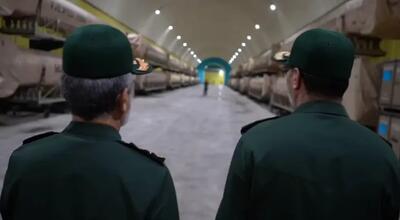 انتشار برای نخستینبار | بازدید شهیدان امیرعلی حاجیزاده و محمود باقری از شهر موشکی زیر زمینی