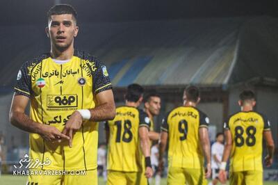 مانع بزرگ سپاهان مقابل پرسپولیس - پارس فوتبال
