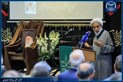  جهاددانشگاهی و پژوهشگاه رویان این نهاد از مجموعه‌های ارزشمند و مورد توجه رهبر شهید بودند