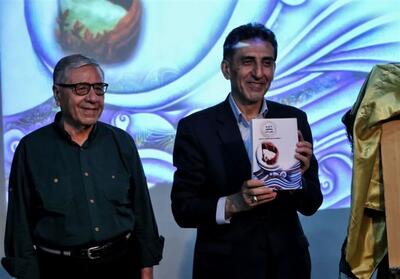  همایش شعر عاشورائیان همدان/رونمایی از کتاب«باز این چه رستخیز عظیم است» - تسنیم