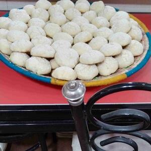  کلوچه کنجدی و نارگیلی،،،،،