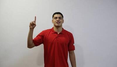  شناگر ایران در ماده پروانه مدال طلا گرفت