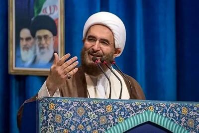 امام جمعه تهران: مذاکره سوخت و از دور خارج شد