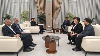  وزیر فرهنگ و ارشاد اسلامی وارد بیشکک شد