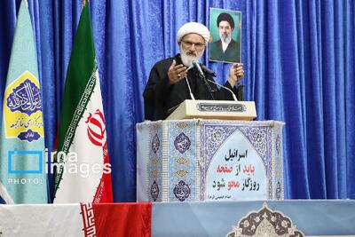  امام جمعه آبادان: مقاومت در برابر استکبار تنها راه مقابله با دشمن است
