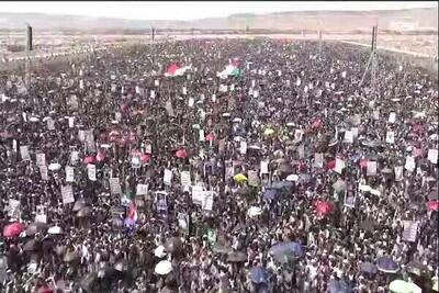  راهپیمایی باشکوه مردم یمن در «جمعه هشدار و آماده‌باش»+ فیلم