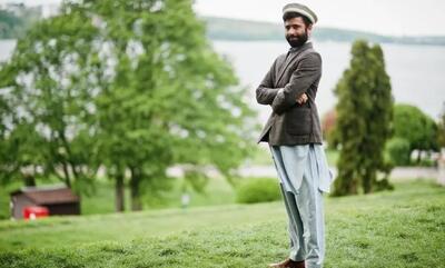 راهنمای انتخاب رنگ های لباس مردانه افغانی + جدول
