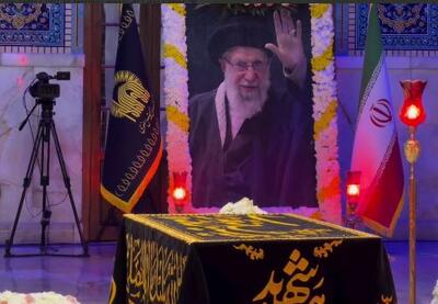  قاب‌های جدید از مزار نورانی «آقای شهید ایران» در رواق دارالذکر حرم مطهر رضوی