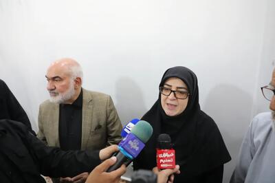 سخنگوی دولت: وظیفه دولت است که به همه اقشار به خصوص خانوادههای شهدا توجه ویژه داشته باشد