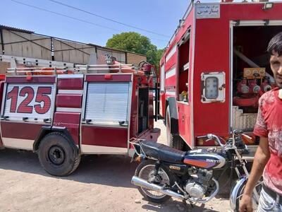  مهار آتش‌سوزی گسترده انبار کارتن در شوش