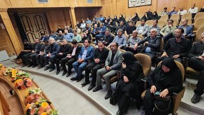  پیگیری مطالبات کشاورزان زرند؛ از کاهش خاموشی چاه‌های کشاورزی تا راه‌اندازی صنایع تبدیلی