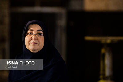 مهاجرانی: راه شهیدان را با صبر زینبی ادامه میدهیم/از این گردنه تاریخی با عزت عبور میکنیم