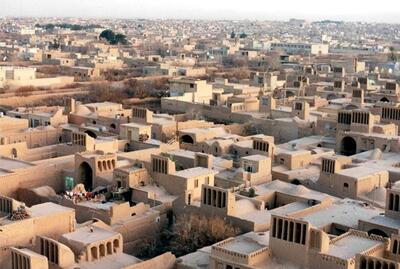  ۸ ساخت‌وساز غیرمجاز در حریم آثار تاریخی اردکان متوقف شد