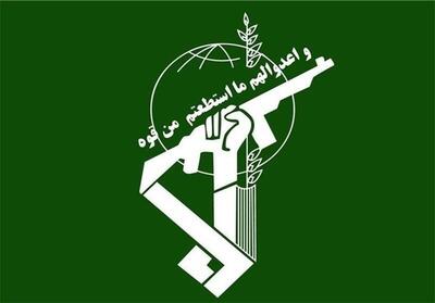  سپاه: دو کشتی با عبور از مسیر مین گذاری شده دچار حریق شدند