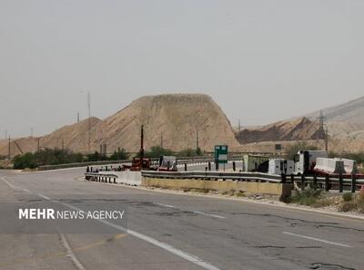  ایمن‌سازی راه‌های بوشهر شتاب گرفت؛ اجرای حفاظ بتنی و خط‌کشی جاده‌ها