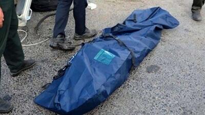  فیلم لحظه کشف جسد مرد میانسال در مسکن مهر میاندوآب بعد از 5 ماه