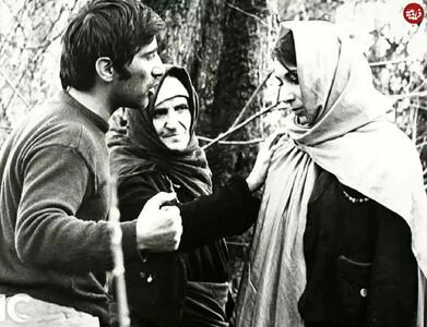 پروانه معصومی و بهرام بیضایی در پشت صحنه فیلم رگبار؛ سال 51/عکس
