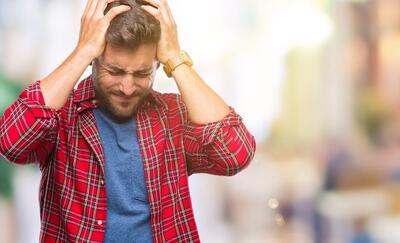 شکستن قولنج گردن چطور باعث سکته مغزی میشود؟