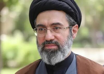  رهبر انقلاب: نقض تفاهم‌نامه نامعتبربودن امضای ترامپ را ثابت کرد