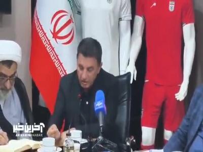 به احترام همکارانم روی صندلی اکونومی هواپیما نشستم!
