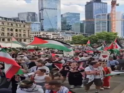  راهپیمایی همبستگی با مردم غزه و مخالفت با جنگ در فرانکفورت