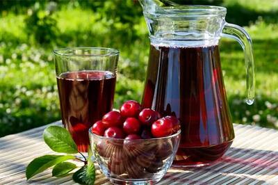  طرز تهیه شربت آلبالو بدون شکر با ۳ روش ساده