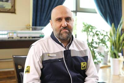 همدلی و اراده در دل متروی تهران