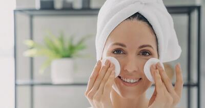 معجزه تونر برای پوست صورت؛ چه تونری مناسب است؟ + روش صحیح استفاده