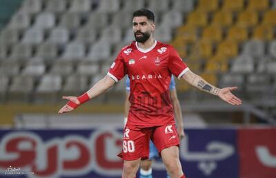 وضعیت مبهم هافبک جنجالی پرسپولیس
