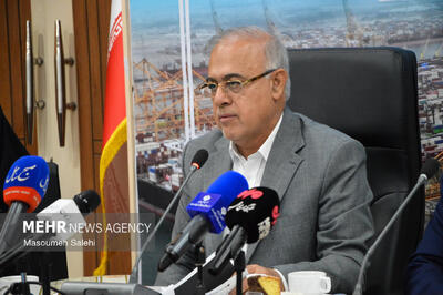 آشوری: هرمزگان پس از تهران درگیر بیشترین حملات دشمن بوده است