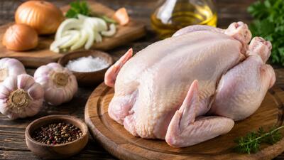  وضعیت ویژه در بازار پروتئین؛ غافلگیری قیمت مرغ امروز ۲۸ تیر، سفره مردم در چه شرایطی قرار گرفت؟ (تاریخ:یکشنبه ۲۸ تیر ۱۴۰۵)