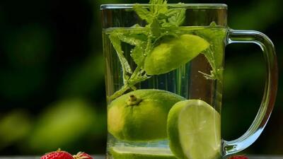 انواع دتاکس واتر برای لاغری؛ نوشیدنی های خوش طعم برای کاهش وزن و افزایش آبرسانی