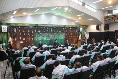  آیت‌الله علم‌الهدی: تشرف پاکبانان مشهد به نجف، یک سفر عاشقانه است | زیارت همراه با خدمت بالاترین درجه معرفت است