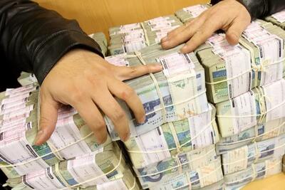 بانک مرکزی ترمز خلق پول را کشید