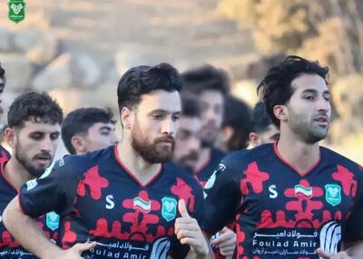 شش بازیکن از خیبر رفتند، آب از آب تکان نخورد!