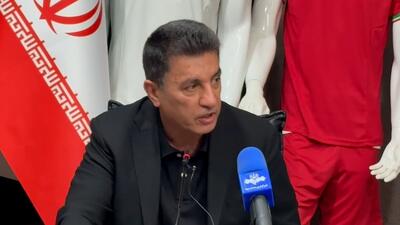قلعه نویی کنایه زد؛ بعضی ها موقع جنگ در غار بودند!