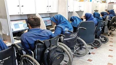 سه هزار فرصت استخدامی ویژه افراد دارای معلولیت در دستگاههای اجرایی کشور / ۳۷ طرح در استان افتتاح شد
