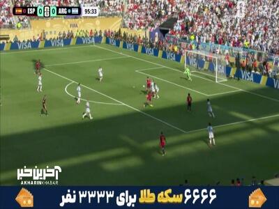  ضربه سر مرینو به شکلی خطرناک از کنار دروازه به بیرون رفت