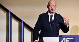  اینفانتینو رکورد زد؛ وقتی رئیس فیفا بیشتر از همه در سفر بود!