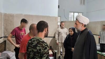 بازدید نماینده ولیفقیه در استان قزوین از مجتمع ۷۲ تن بهزیستی