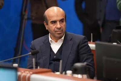 طرح ۱۰ هزار مگاواتی نیروگاههای خورشیدی آماده اجراست/ صندوق پروژه ۵۰۰ مگاواتی با سرمایهگذاری ۱۵ همتی راهاندازی میشود